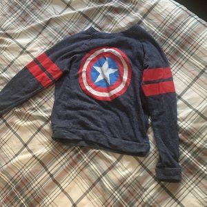 Captain America light crew neck